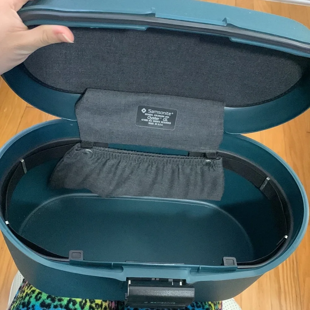 Samsonite Vintage Hardcase Jewelry and Makeup Organizer